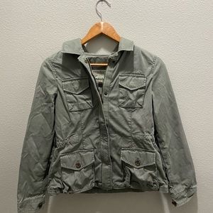 Banana republic green cargo zip up Women’s Size S